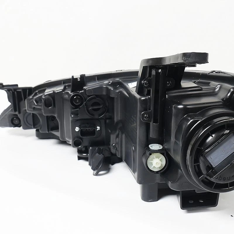 2015–2017 Chrysler 200 Passenger Side Halogen Headlight | RH Headlamp Assembly Without LED DRL | OEM-Style - Image 2