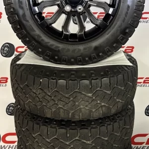 GMC Sierra 1500 Complete Set of 5 Genuine OEM 18" AT4 Gloss Black Wheels & Tires
