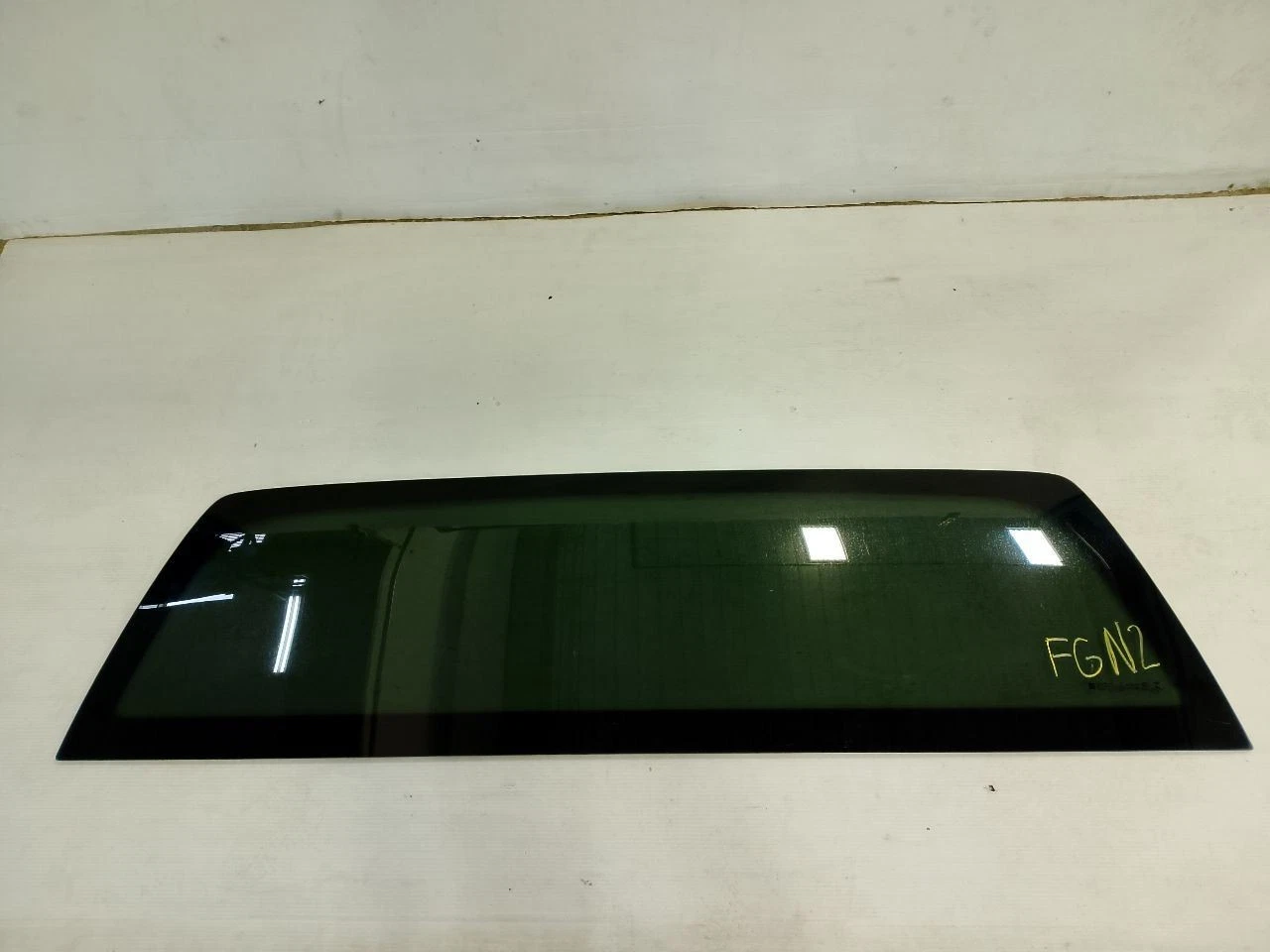 2014-2018 GMC Sierra 1500 Complete Premium Fixed Back Glass