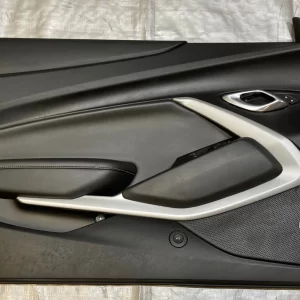 2019–2021 Chevrolet Camaro LT1 Driver Side Interior Door Panel | CM002