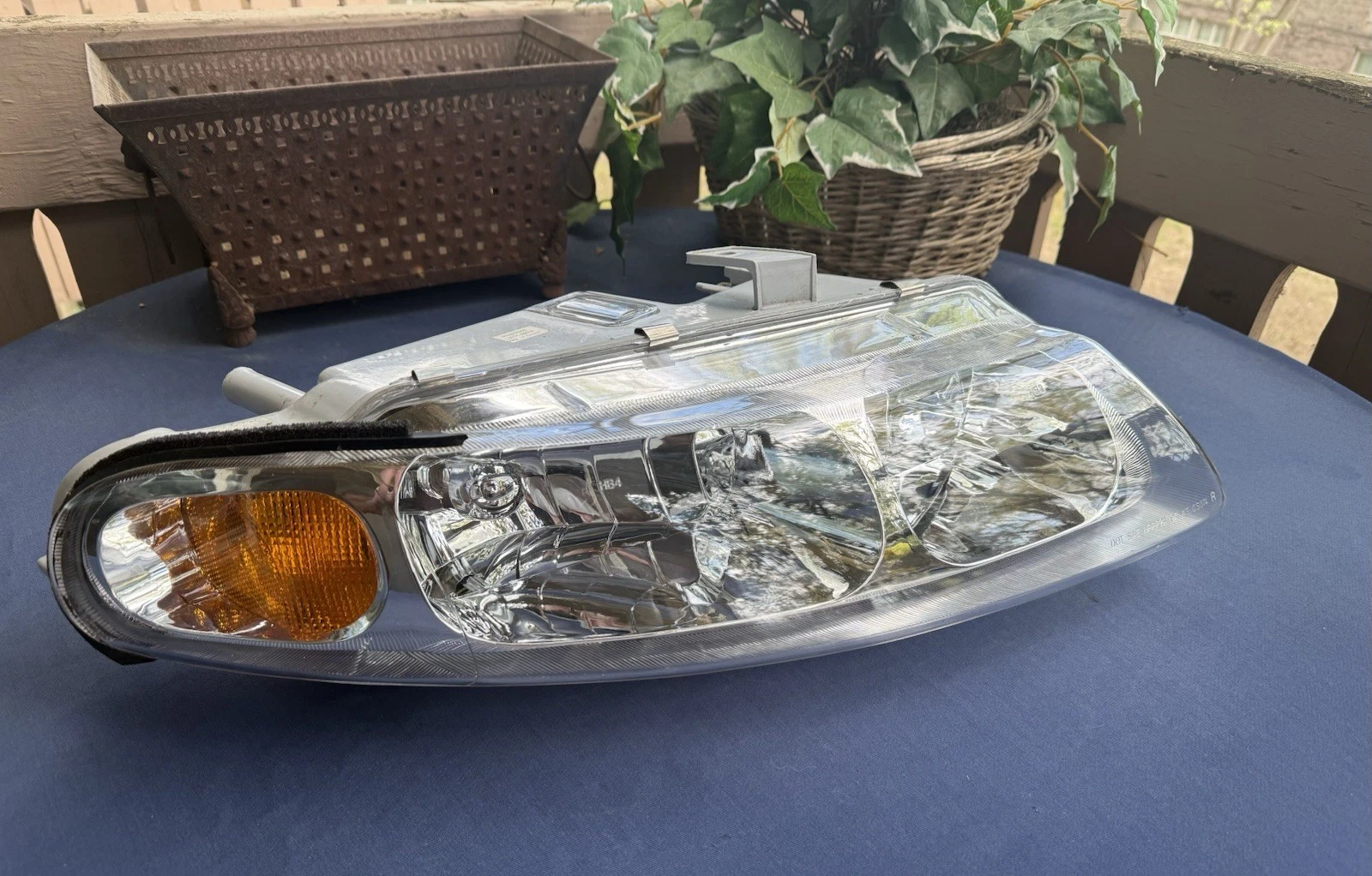 2000-2003 Chrysler Sebring Complete Passenger Side Headlight Assembly