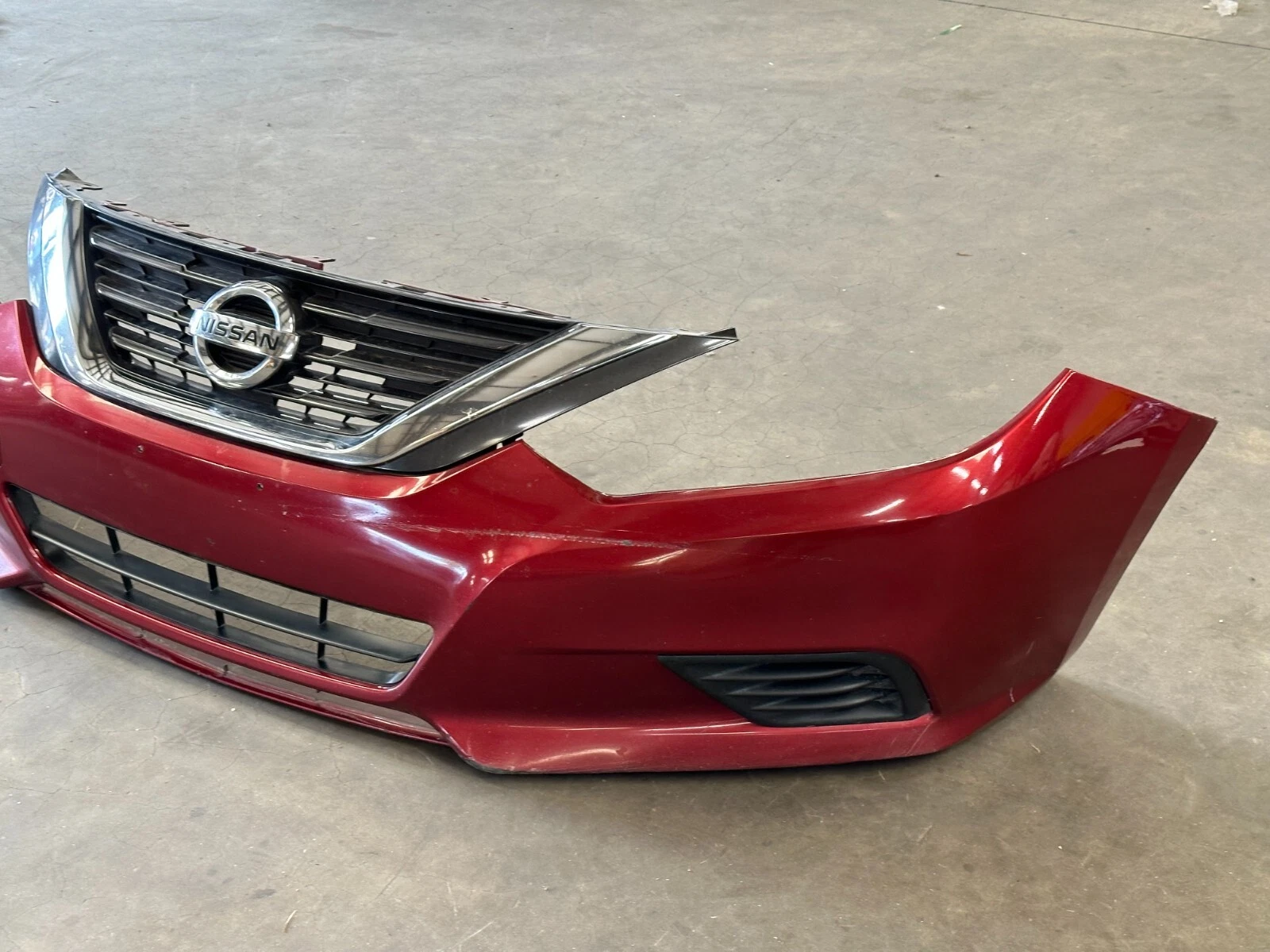 2016-2018 Nissan Altima Front Bumper Cover - Image 3