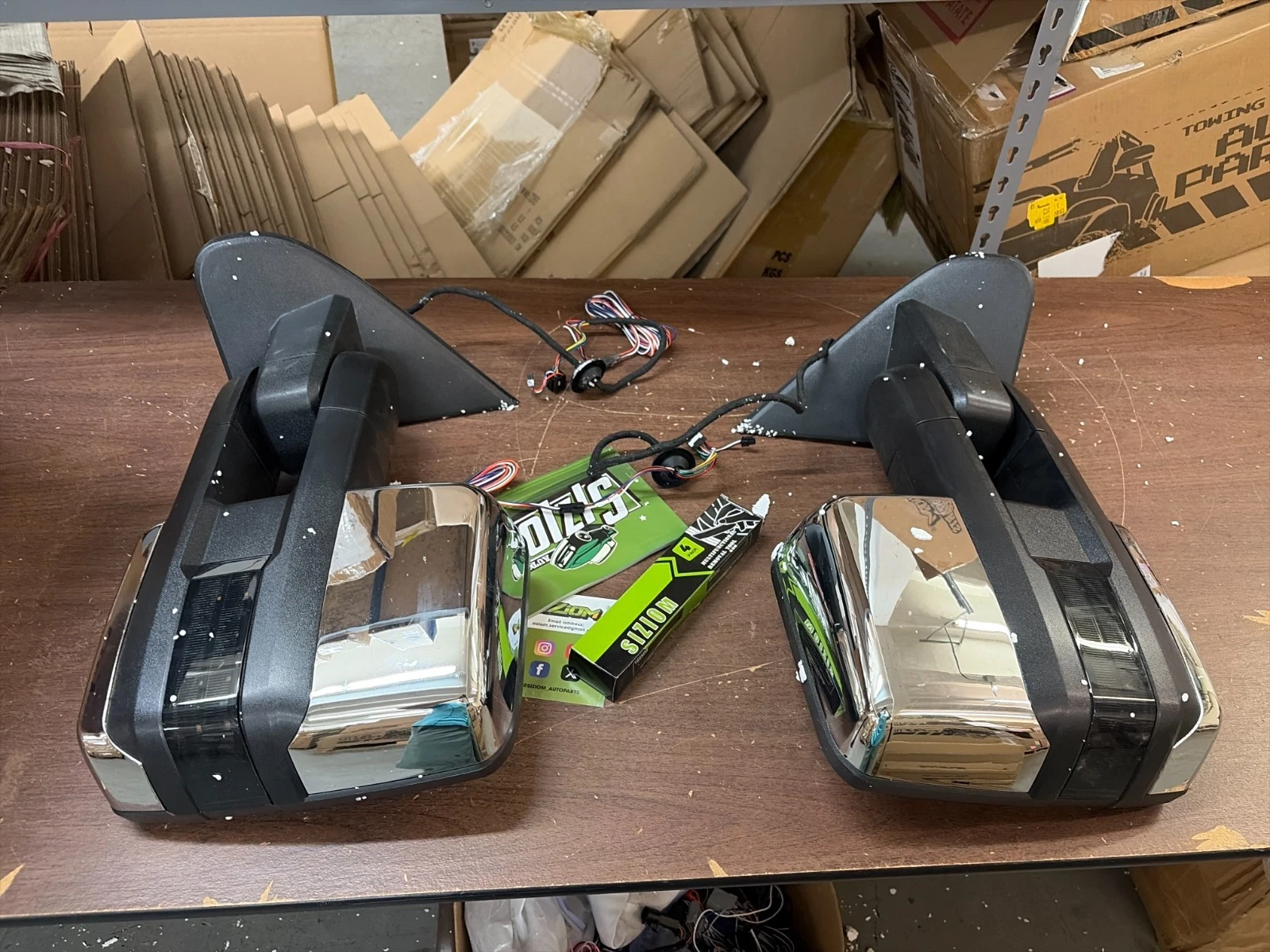 2014-2019 GMC Sierra 1500 Complete Chrome Power Fold Towing Mirrors - Image 2