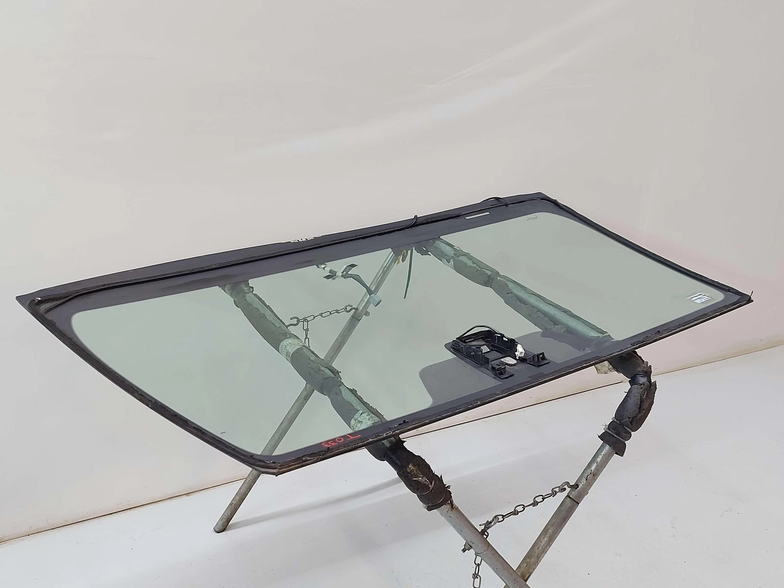 2017-2018 Toyota Highlander Windshield Glass - Image 3