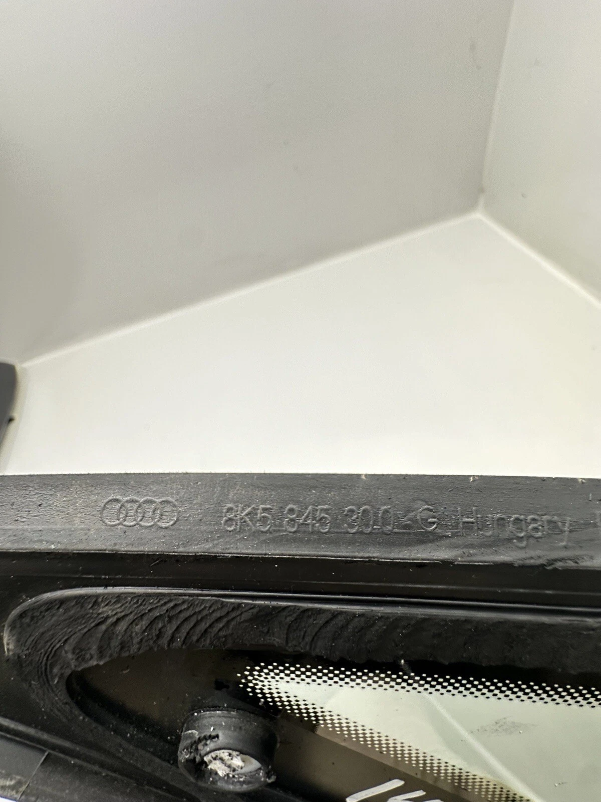 2009–2016 Audi A4 S4 Rear Right Quarter Window OEM - Image 2
